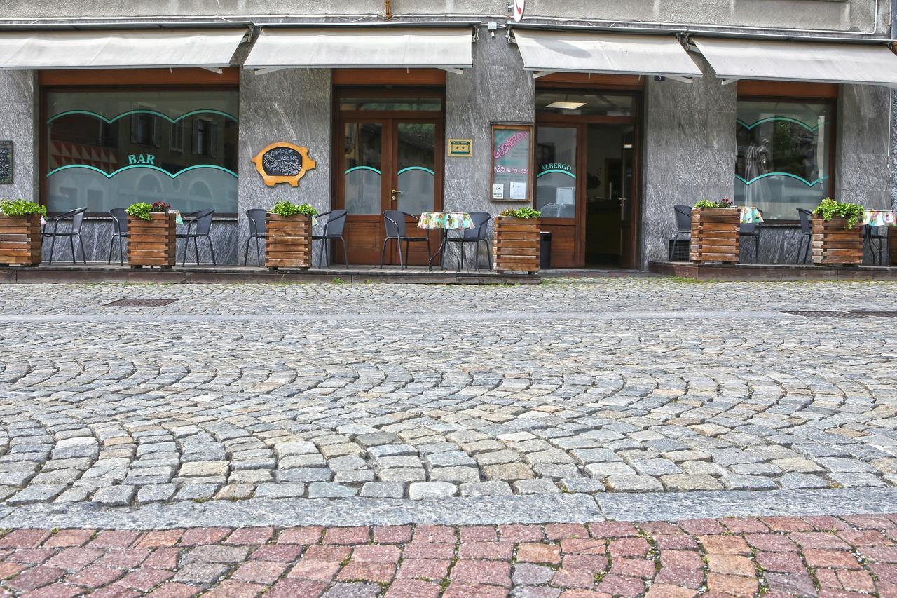 Albergo Gusmeroli Tirano Exterior photo